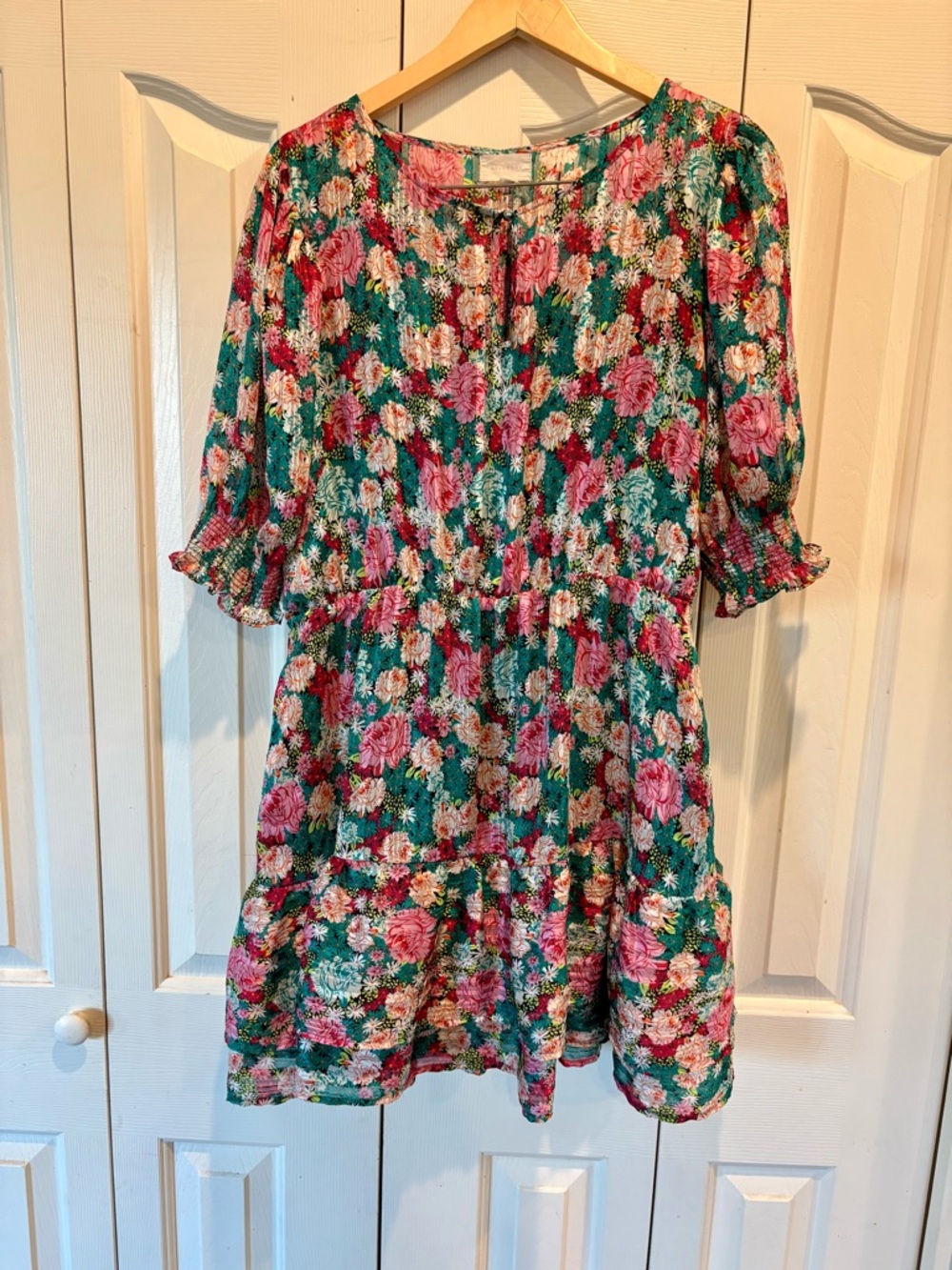 MELLODAY Floral Midi Dress in Green and Pink
